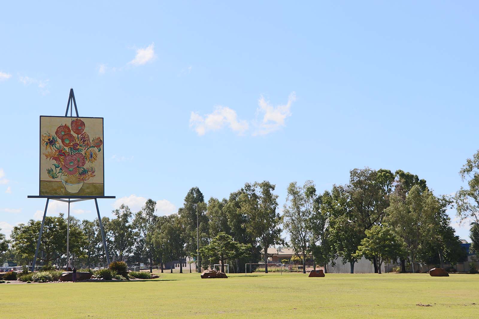 25m high Van Gogh reproduction of 'Sunflowers' - All that glitters in Emerald - 48 hours in the Central Highlands